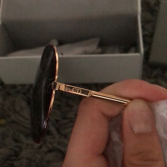 dior sunglasses - Picture 2 of 5